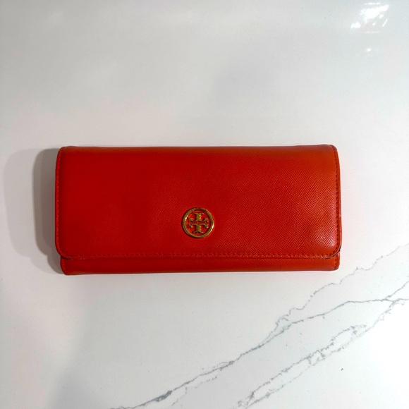 Tory Burch Handbags - Tory Burch Wallet